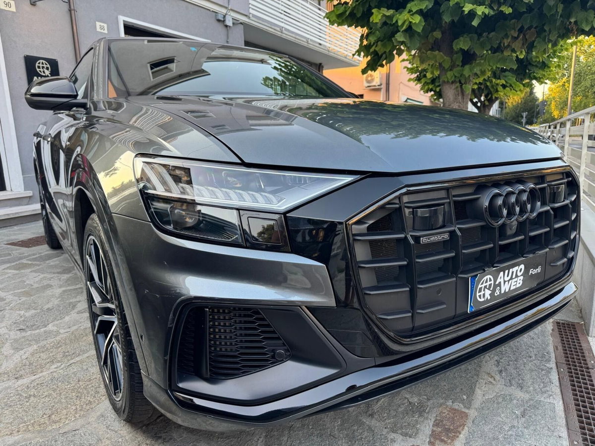 Audi Q8 Q8 55 TFSI quattro tiptronic Sport (3)