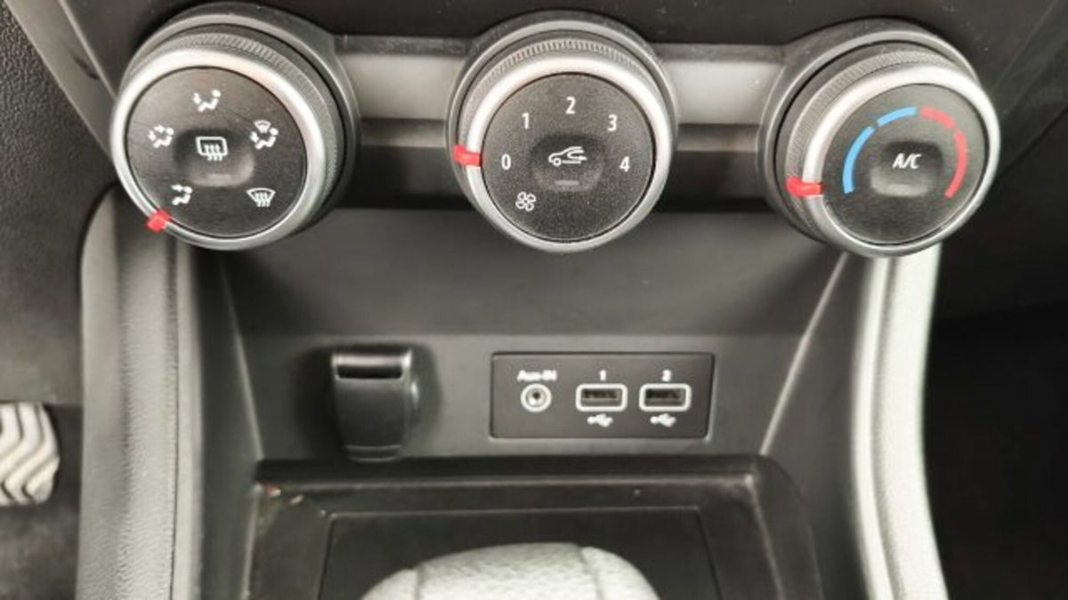 Renault Captur Blue dCi 115 CV EDC Intens (12)
