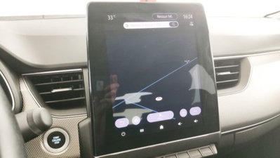 Renault Arkana Hybrid E-Tech 145 CV Techno (10)