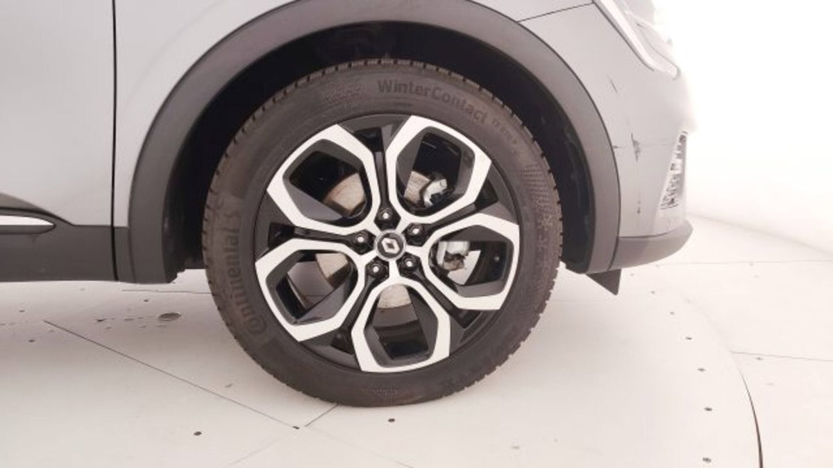 Renault Arkana Hybrid E-Tech 145 CV Techno (16)