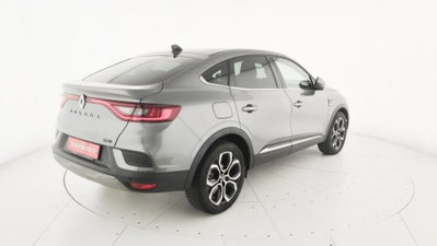 Renault Arkana Hybrid E-Tech 145 CV Techno (6)
