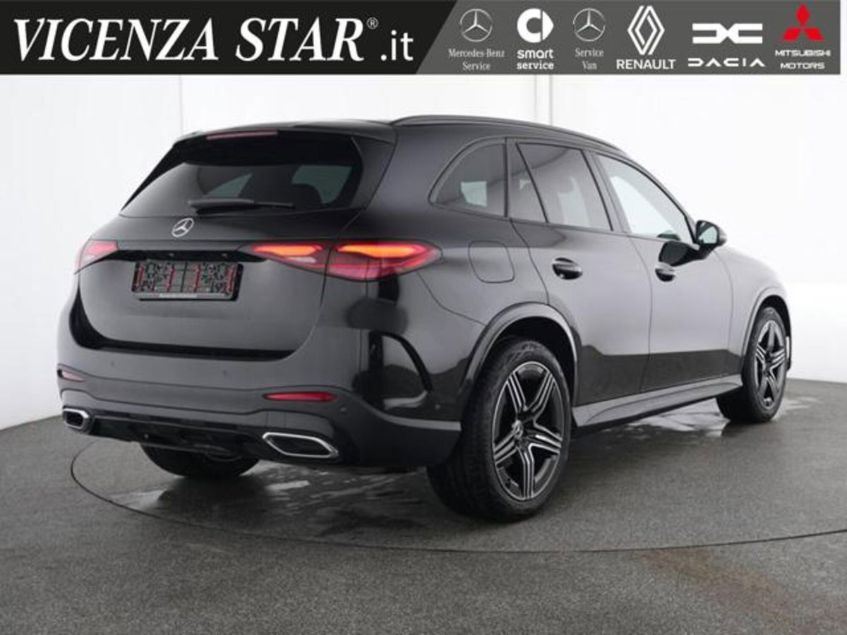 Mercedes-Benz GLC 220 d 4Matic Mild Hybrid AMG Premium Plus (2)