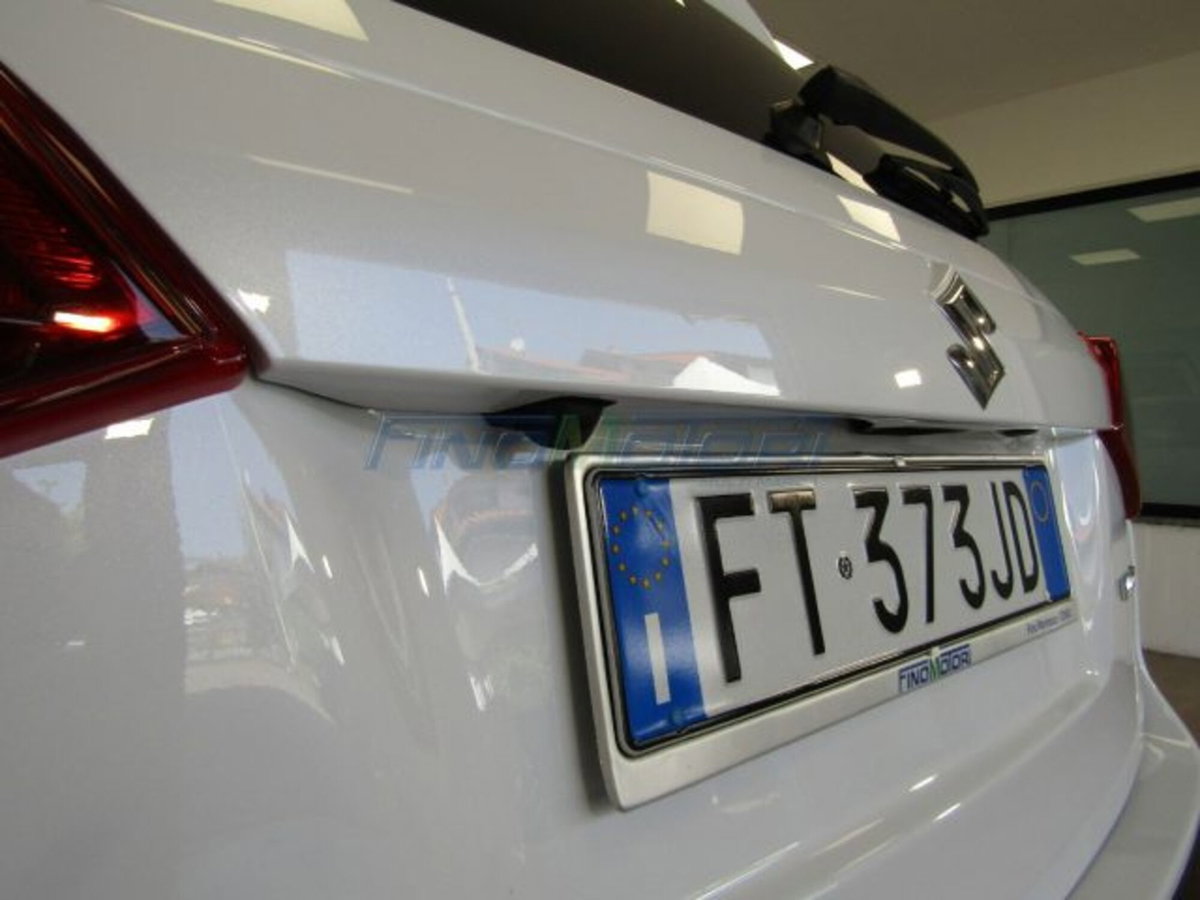 Suzuki Vitara 1.0 Boosterjet Cool (17)