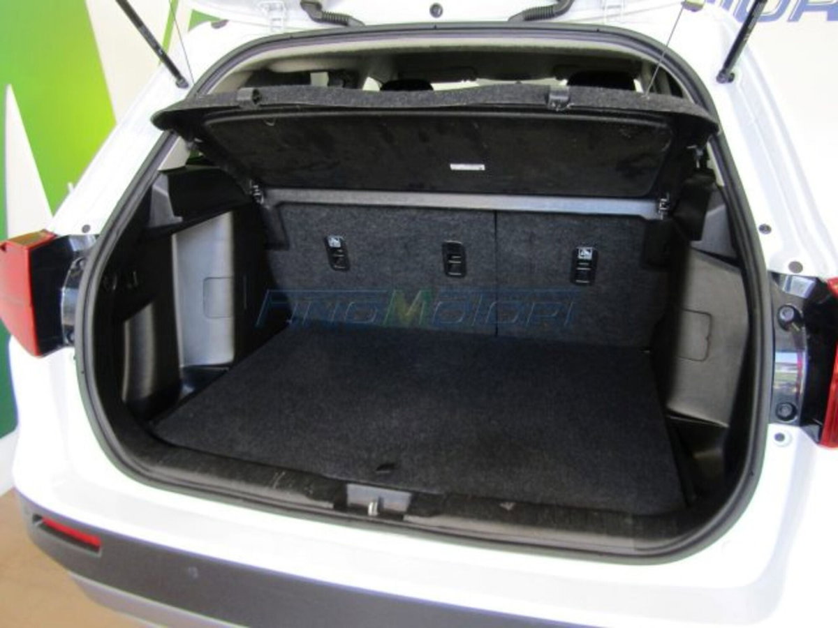 Suzuki Vitara 1.0 Boosterjet Cool (19)