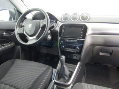 Suzuki Vitara 1.0 Boosterjet Cool (7)