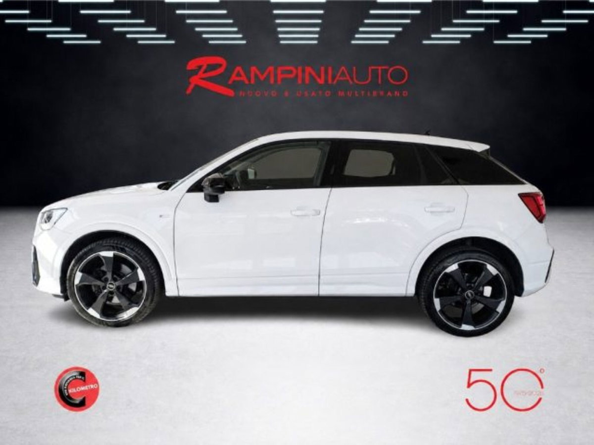 Audi Q2 Q2 35 TDI S tronic Identity Black (12)