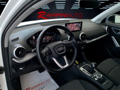 Audi Q2 Q2 35 TDI S tronic Identity Black (14)