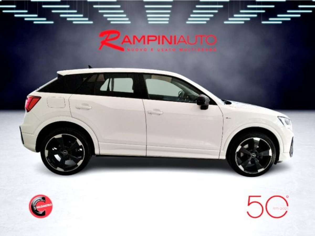Audi Q2 Q2 35 TDI S tronic Identity Black (7)