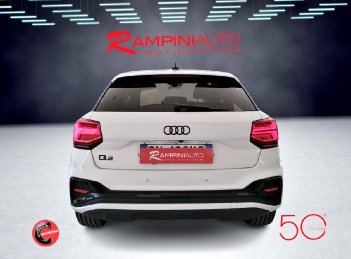 Audi Q2 Q2 35 TDI S tronic Identity Black (9)