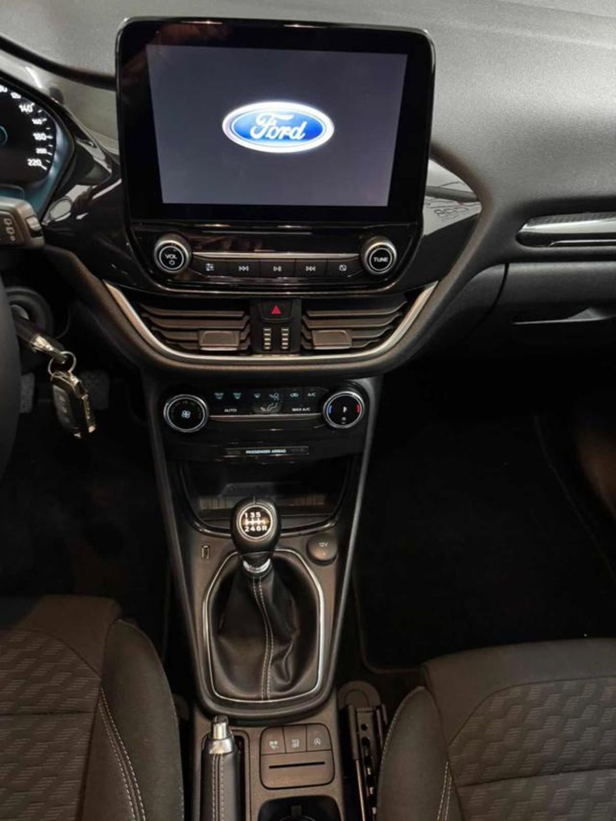 Ford Puma 1.0 EcoBoost Hybrid 125 CV S&S aut. Titanium X (6)