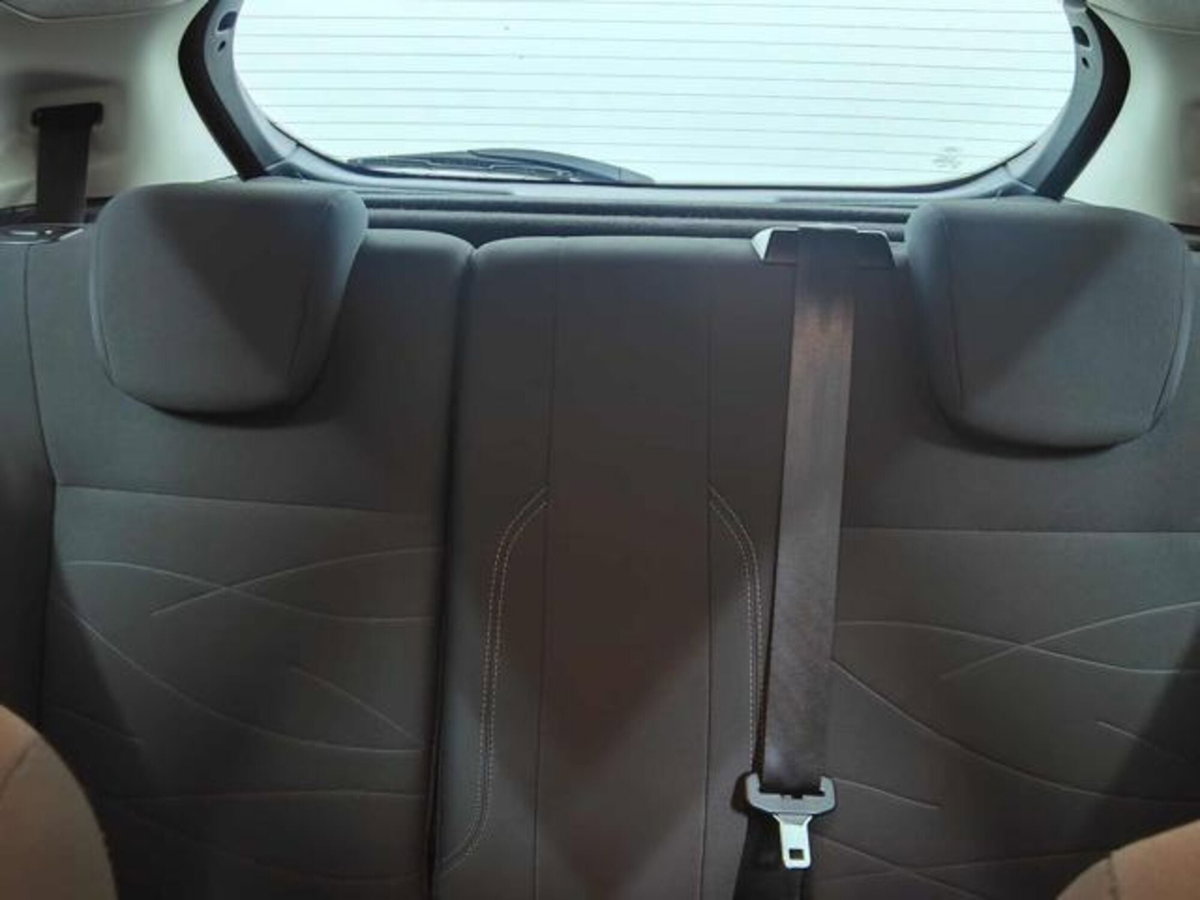 Ford Fiesta 1.5 TDCi 75CV 3 porte (7)