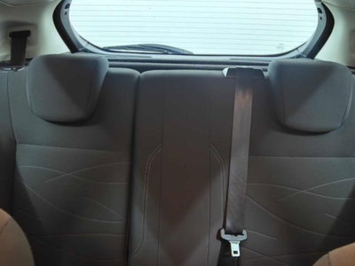 Ford Fiesta 1.5 TDCi 75CV 3 porte (7)