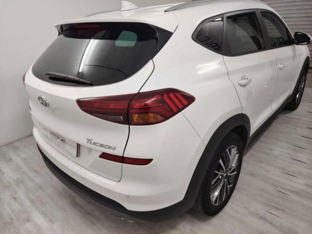 Hyundai Tucson 1.6 CRDi Exellence (3)