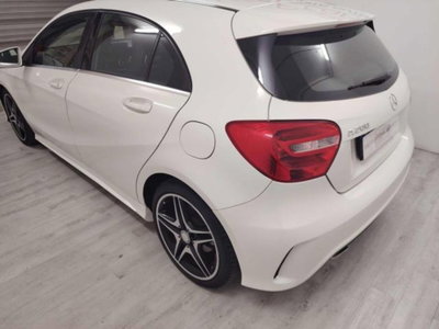Mercedes-Benz Classe A 200 Premium (4)