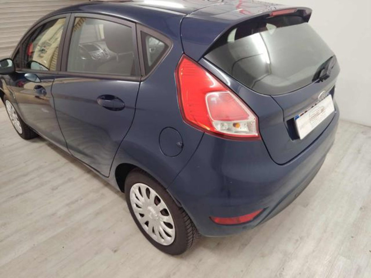 Ford Fiesta 1.4 5p. Bz.- GPL Titanium (4)