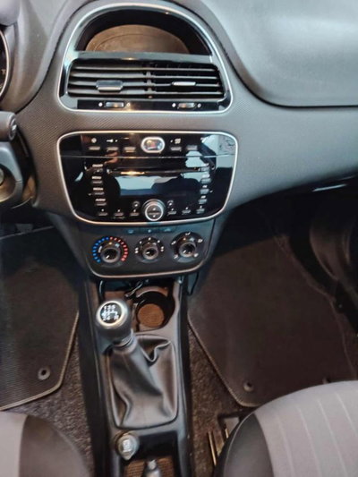 Fiat Punto 1.2 8V 5 porte Street (5)