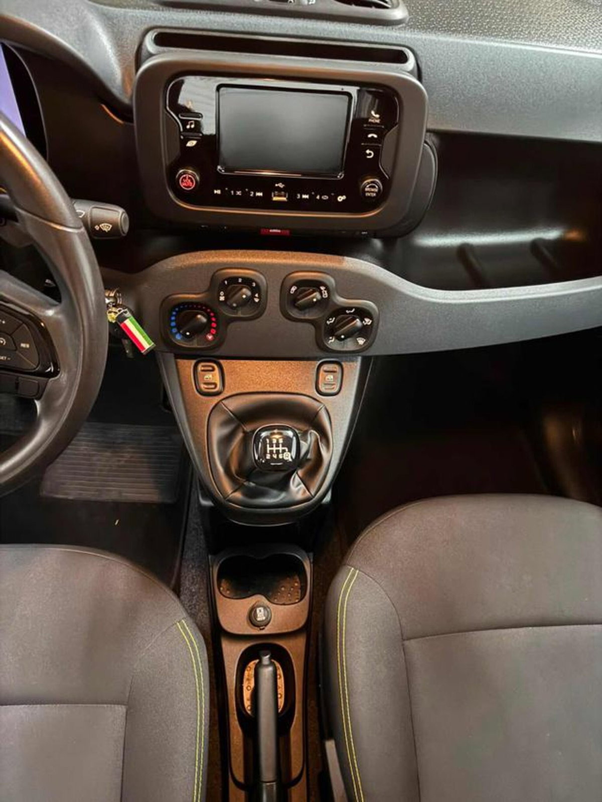 Fiat Panda 1.0 firefly hybrid s&s 70cv (6)