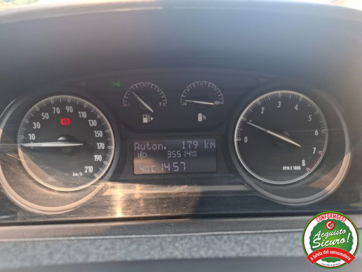 Lancia Ypsilon 1.0 FireFly 5 porte S&S Hybrid Ecochic Silver (14)