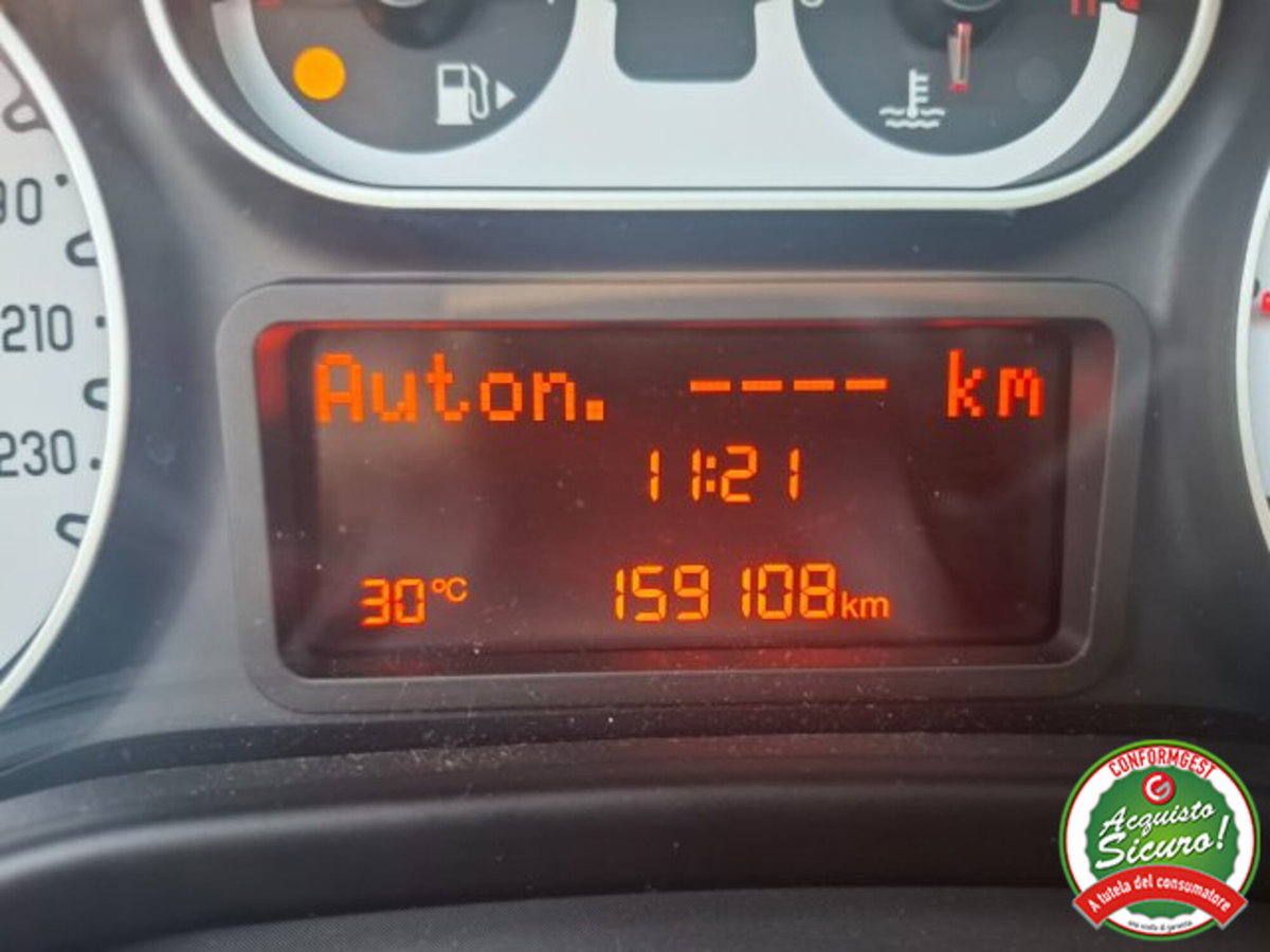 Fiat 500L 1.6 Multijet 120 CV Trekking (14)