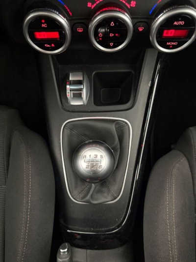 Alfa Romeo Giulietta 1.4 Turbo Distinctive 120cv (10)