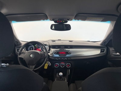 Alfa Romeo Giulietta 1.4 Turbo Distinctive 120cv (11)