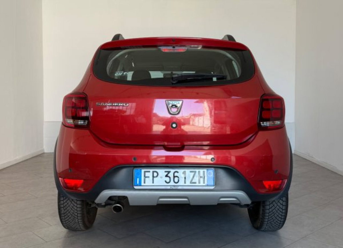 Dacia Sandero Stepway 1.5 dCi 8V 90CV (4)