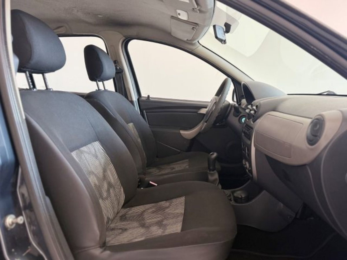 Dacia Sandero 1.2 16V (10)