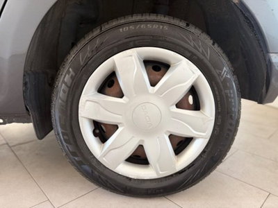 Dacia Sandero 1.2 16V (16)