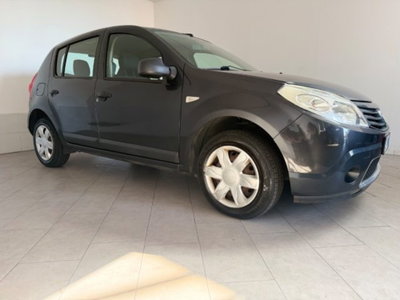 Dacia Sandero 1.2 16V (2)