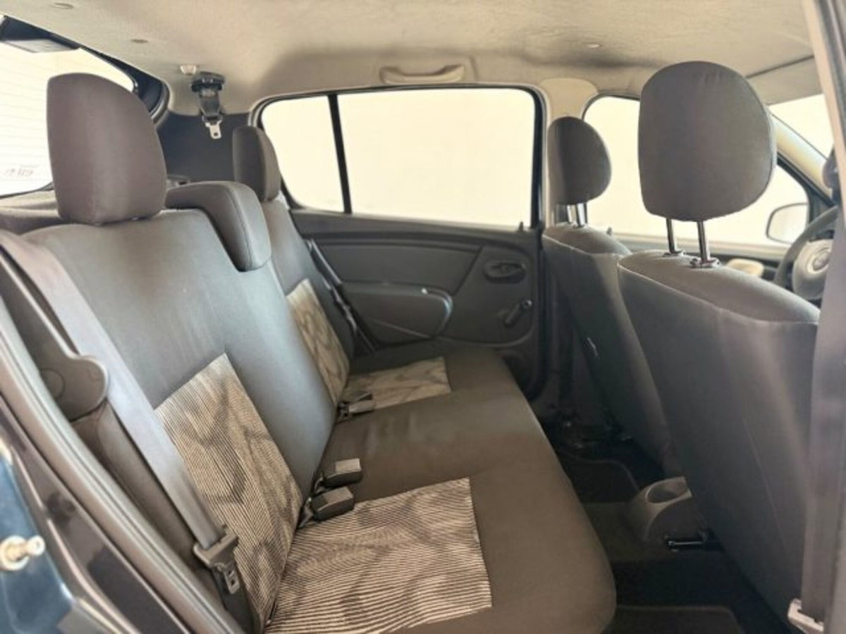 Dacia Sandero 1.2 16V (9)