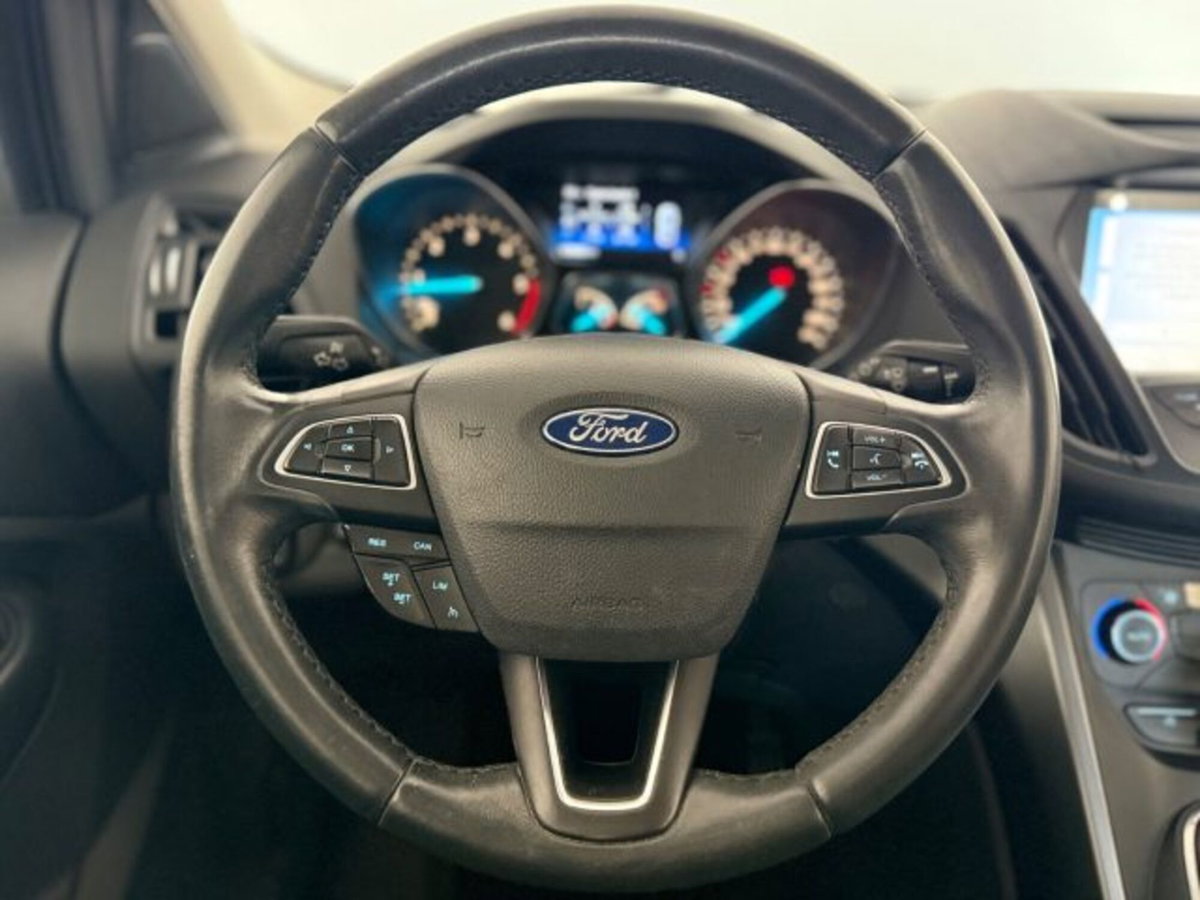 Ford Kuga 1.5 TDCI 120 CV S&S 2WD Business (14)