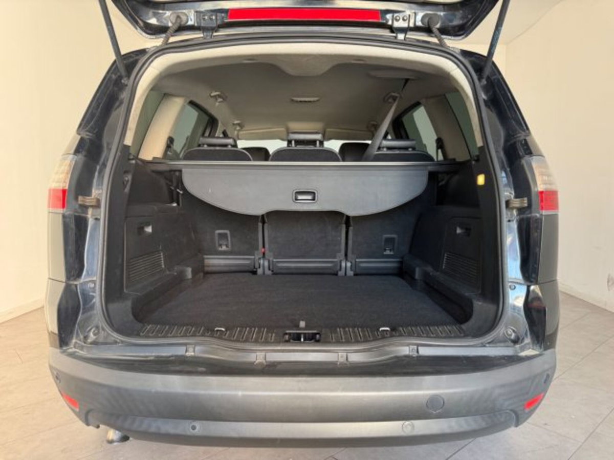 Ford S-Max 2.0 TDCi 140CV Titanium DPF (8)