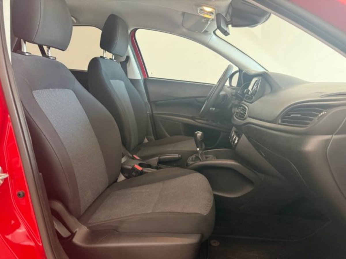 Fiat Tipo Station Wagon Tipo 1.0 SW City Life (8)
