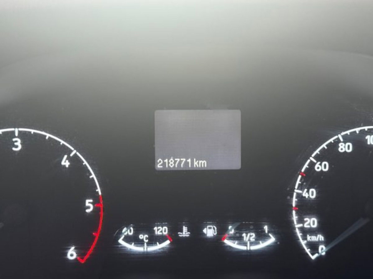 Ford Transit Custom Furgone 280 2.0 TDCi 130 PC Furgone Titanium (10)