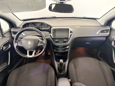 Peugeot 208 82 5 porte Allure (12)