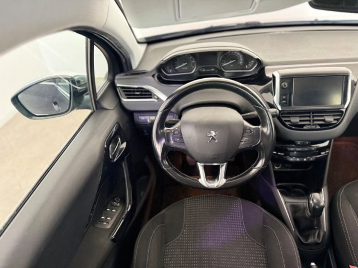 Peugeot 208 82 5 porte Allure (13)