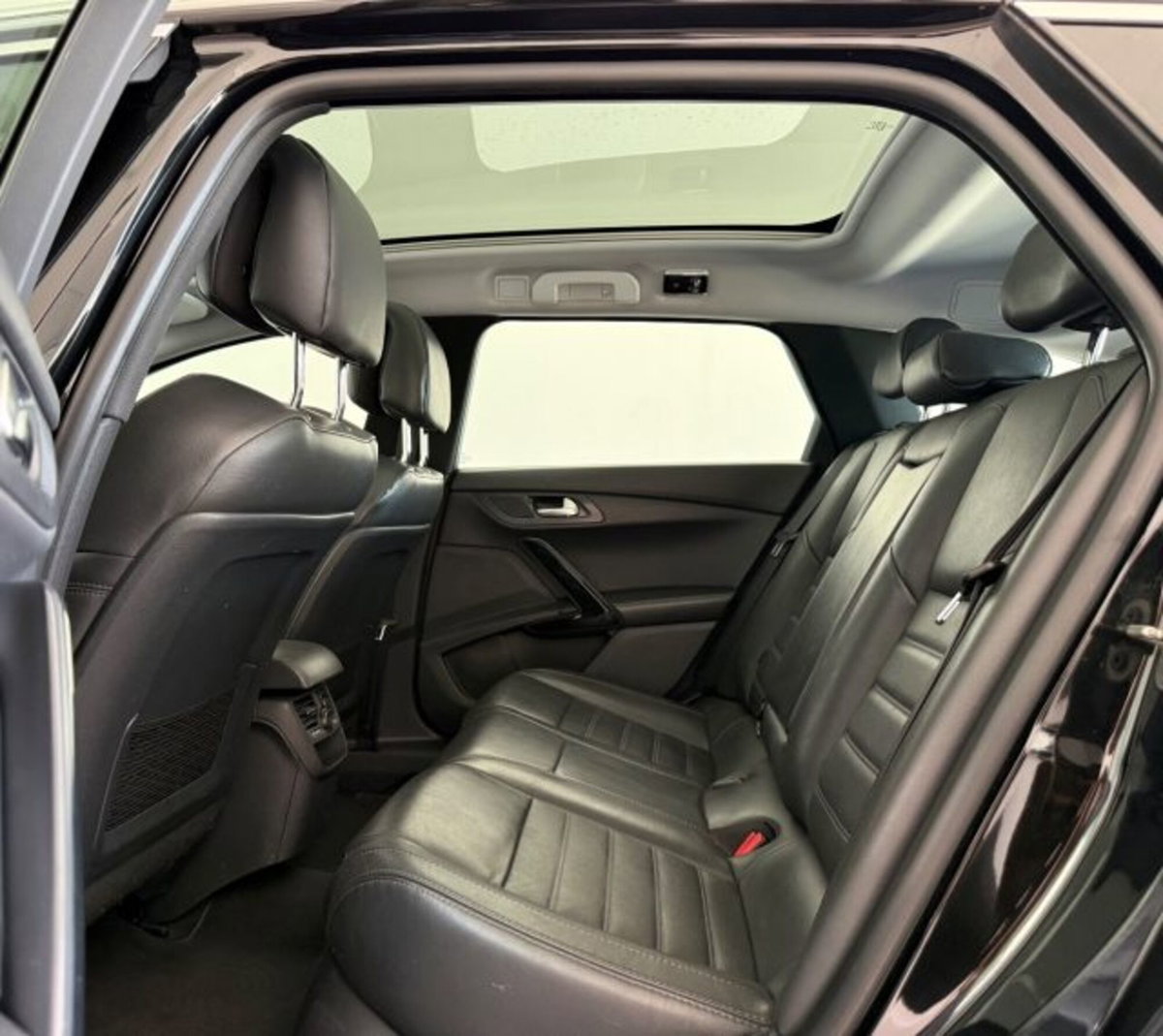 Peugeot 508 SW BlueHDi 120 EAT6 S&S Allure (10)