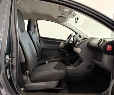 Toyota Aygo 1.0 12V VVT-i 3 porte Sol (10)