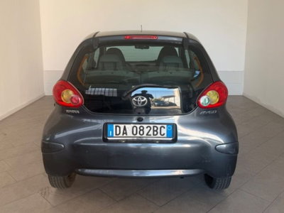 Toyota Aygo 1.0 12V VVT-i 3 porte Sol (4)
