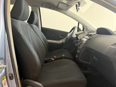 Toyota Yaris 1.3 5 porte M-MT Sol (11)
