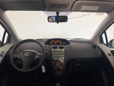 Toyota Yaris 1.3 5 porte M-MT Sol (12)
