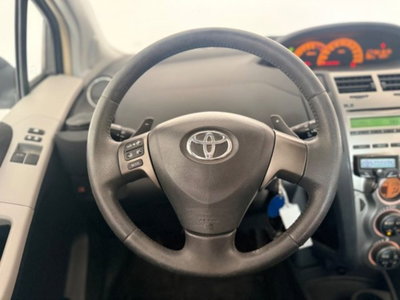 Toyota Yaris 1.3 5 porte M-MT Sol (14)