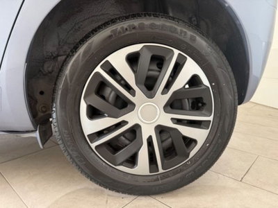 Toyota Yaris 1.3 5 porte M-MT Sol (19)