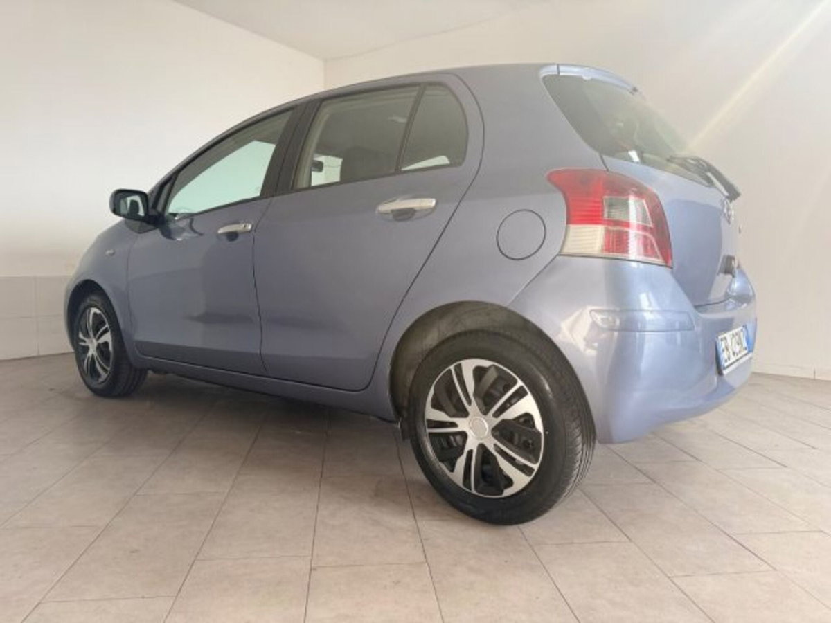Toyota Yaris 1.3 5 porte M-MT Sol (6)