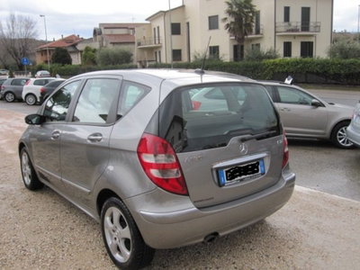 Mercedes-Benz Classe A 180 CDI Elegance (3)