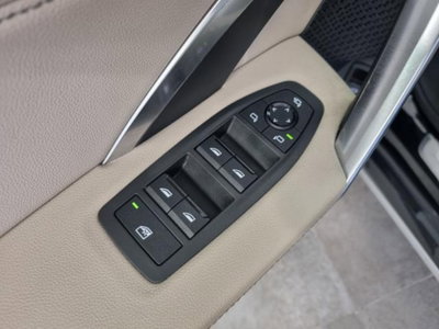 BMW X1 sDrive 18d xLine (18)