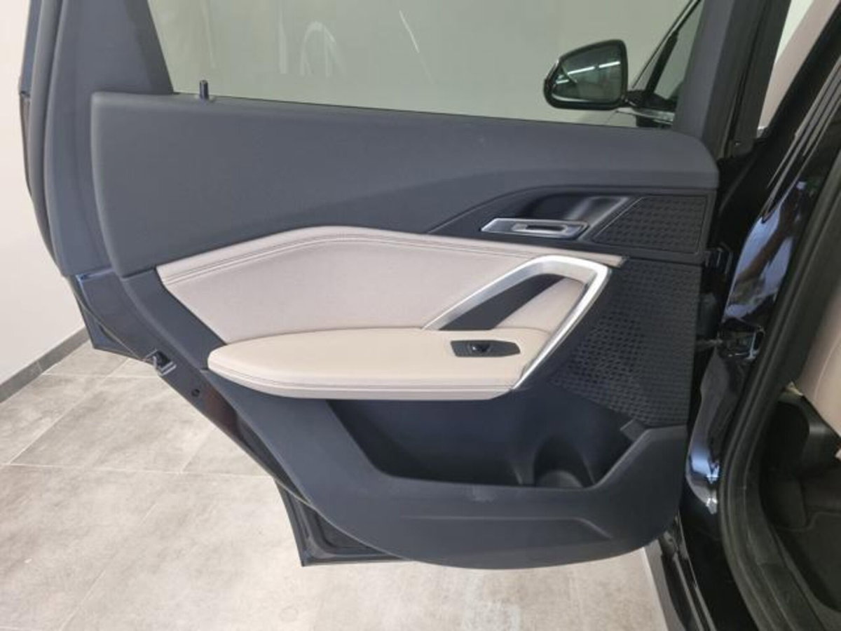 BMW X1 sDrive 18d xLine (20)