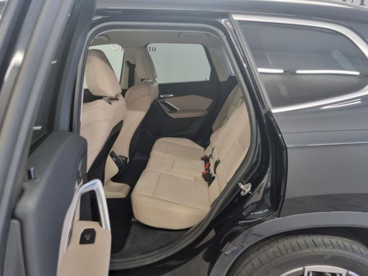BMW X1 sDrive 18d xLine (9)