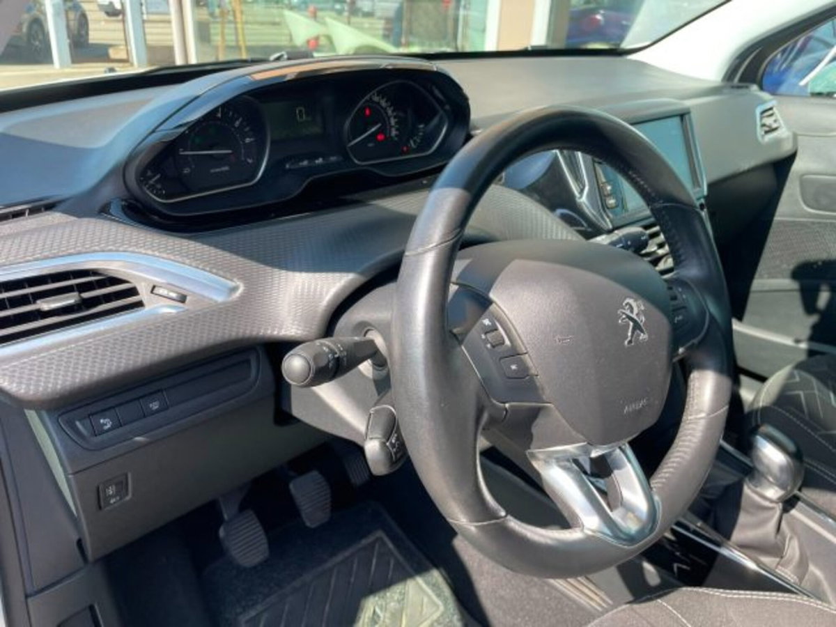 Peugeot 2008 82 S&S Allure (13)