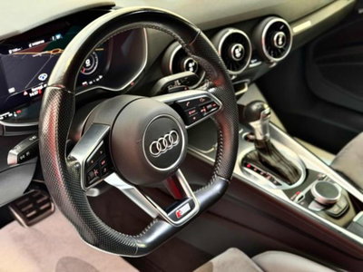 Audi TT Coupé 1.8 TFSI S tronic (10)
